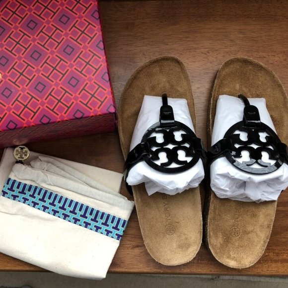 💲SOLD💲 Tory Burch Miller Cloud Sandals Black Patent Leather Natural Size 8 NEW - Picture 2 of 2